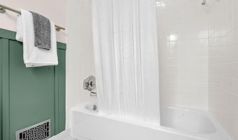 20 S MONTANA St, Arlington, VA 22204
