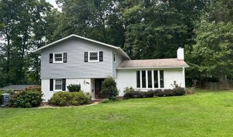 6810 FERN Ln, Annandale, VA 22003