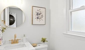 64 WOODLAND Rd, Bayville, NJ 08721