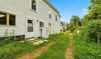 270 N Brookfield Rd, Barre, MA 01005