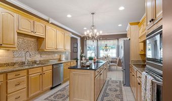 10 Windy Brook Ln, Banner, KY 41603