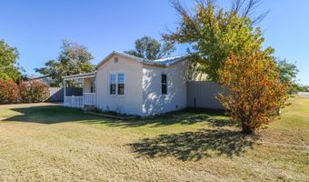 411 13th St, Abernathy, TX 79311