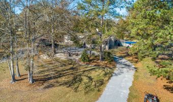 208 Catfish Landing Cir, Bonneau, SC 29431