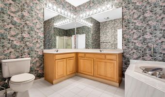 12 Wharfside Way, Bayville, NJ 08721