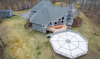 181 Noah Ln, Tolland, CT 06084