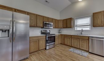 7835 Shannon Lakes Way, Indianapolis, IN 46217