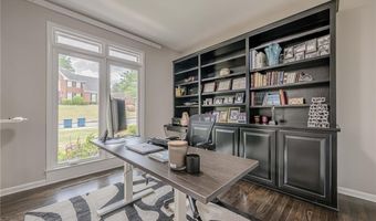 10610 Kingsmark Trl, Alpharetta, GA 30022
