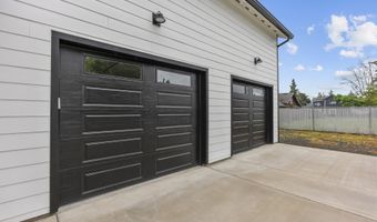 413 S TRADE St, Amity, OR 97101