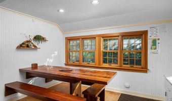 1062 S BREAKER Ave, Rockaway Beach, OR 97136