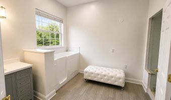1 Dunes Ter, Barnegat, NJ 08005