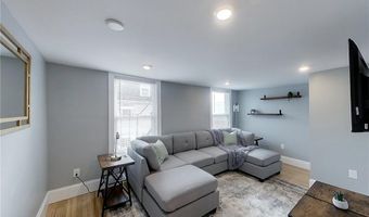 382 Spring St 2, Newport, RI 02840