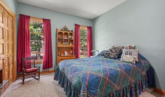 1653 Fairview Dr, Allegan, MI 49010