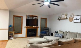 850 E Mill St, Akron, IA 51001