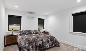 1417 N Kcid Rd, Caldwell, ID 83605