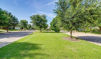 110 Parkview Dr, Aledo, TX 76008