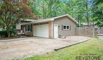 7395 Sheffield Dr SE, Ada, MI 49301