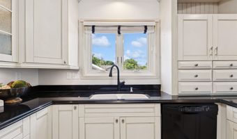 2490 STROEBE ISLAND Dr, Appleton, WI 54914