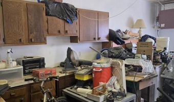 215 Cedar St, Hawthorne, NV 89415