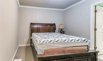 8101 Brownsville Ln, Bethany, OK 73008