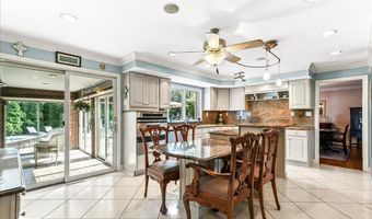 83 CARAVEL Dr, Bear, DE 19701