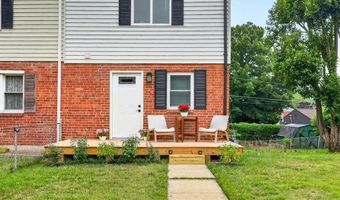 2218 FARRINGTON Ave, Alexandria, VA 22303