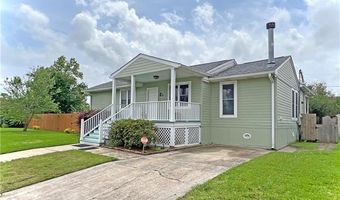 304 PARISH Dr, Arabi, LA 70032