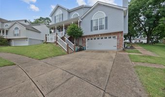 2371 Riverbluff Dr, Arnold, MO 63010