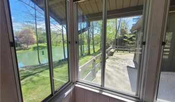 325 Inwood Trl, Aurora, OH 44202