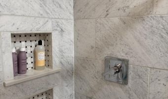 2 Lookout Point Rd, Bar Harbor, ME 04609