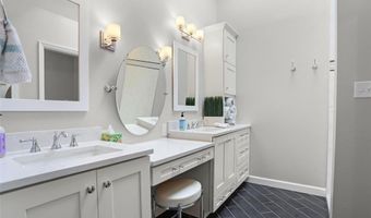 1709 Highview Circle Ct, Ballwin, MO 63021
