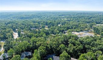 5 Dunvegan Ln, Bella Vista, AR 72715