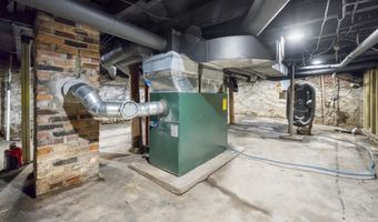50 14th St, Bangor, ME 04401