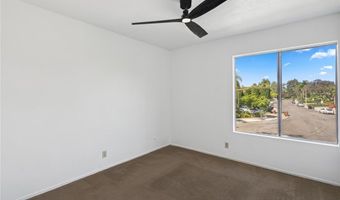 6890 E Georgetown Cir, Anaheim, CA 92807