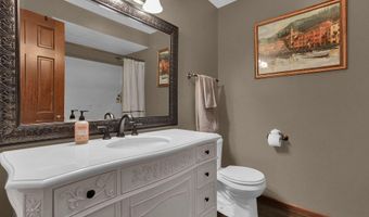17640 Winchester Rd, Ashville, OH 43103