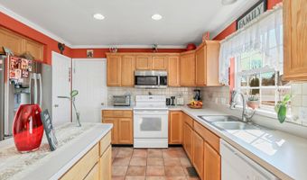 25 Cannonball Dr, Barnegat, NJ 08005