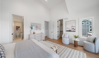 811 Ocean Rd, Narragansett, RI 02882