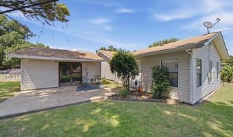 418 E 3rd St, Beggs, OK 74421