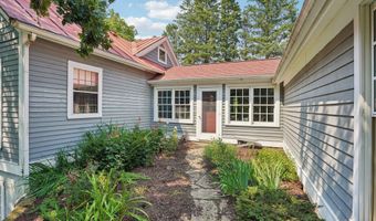 2473 Mt Hope Rd, Dodgeville, WI 53533