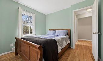 13 Pigeon Hill Cv, Hopkinton, RI 02808
