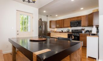 3037 Attaberry Dr, Charlotte, NC 28205