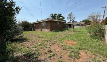 1404 10th St, Andrews, TX 79714