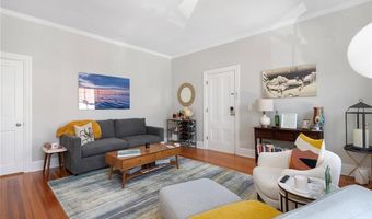 109 Church St 3, Newport, RI 02840