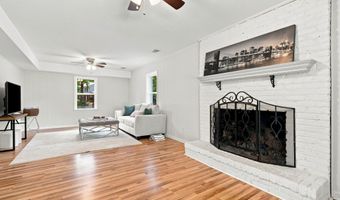 1111 Knollwood Dr, Apex, NC 27502