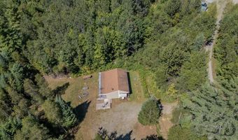 40-1 Bates Rd, Abbot, ME 04406