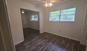 905 Spanish Acres Dr, Bay St. Louis, MS 39520