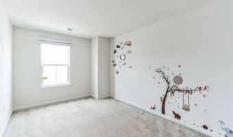 41673 MCMONAGLE Sq, Aldie, VA 20105