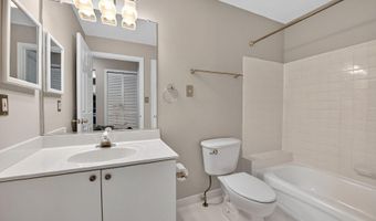 44084 NATALIE Ter 301, Ashburn, VA 20147