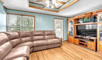 608 E Hazel St, Albion, IN 46701