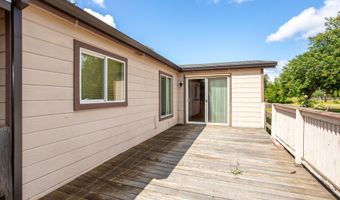 17055 Palm Ave, Anderson, CA 96007