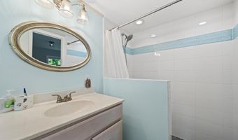 8721 WATERFORD Rd, Alexandria, VA 22308